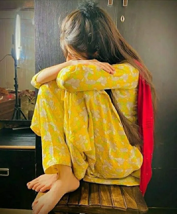 alone-girl-pic-10 Alone Girl Pic