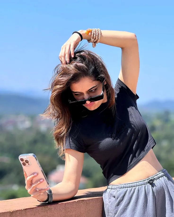 attitude-girl-dp-for-whatsapp-7 Attitude Girl Dp For Whatsapp