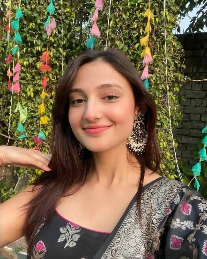 cute-girl-pic-for-dp-3 Cute Girl Pic For Dp