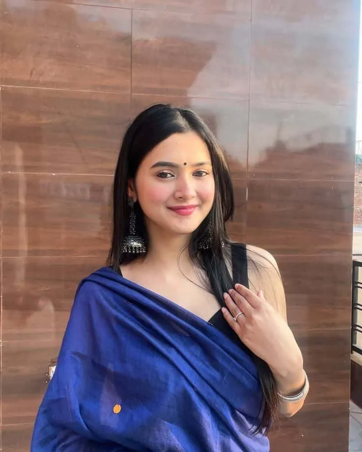 cute-whatsapp-dp-for-girls-5 Cute Whatsapp Dp For Girls