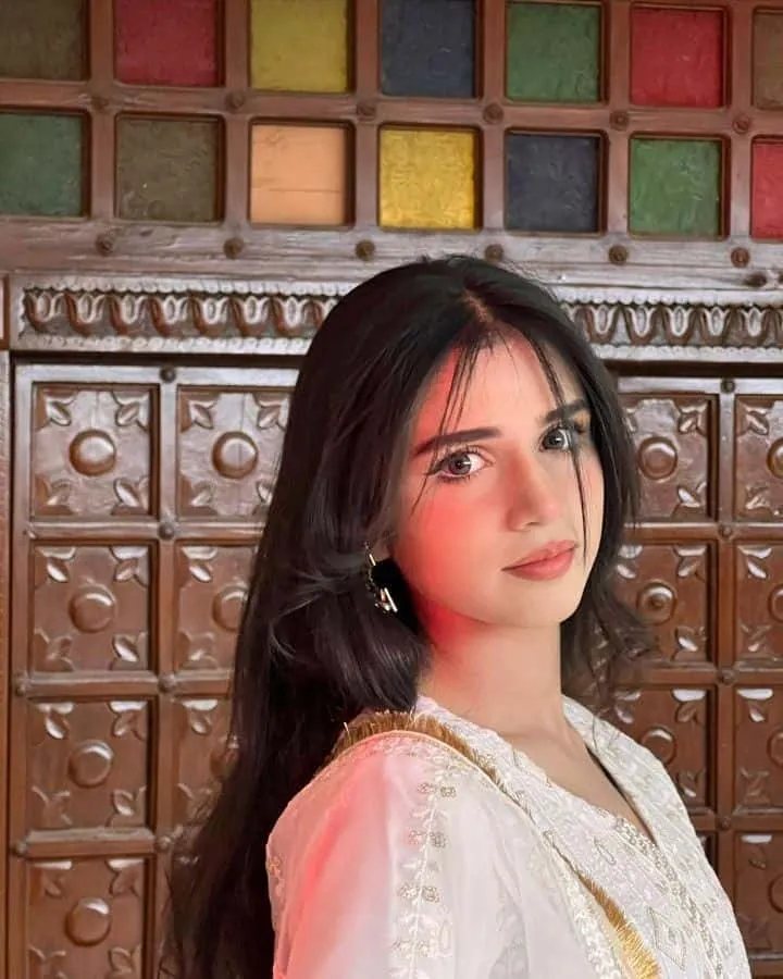 cute-whatsapp-dp-for-girls-6 Cute Whatsapp Dp For Girls