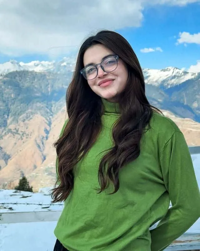 cute-whatsapp-dp-for-girls-8 Cute Whatsapp Dp For Girls