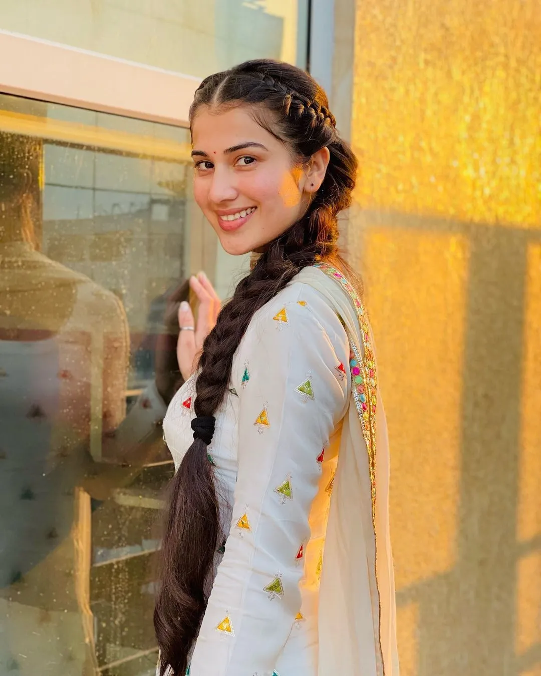 Simple Punjabi Girl Photo